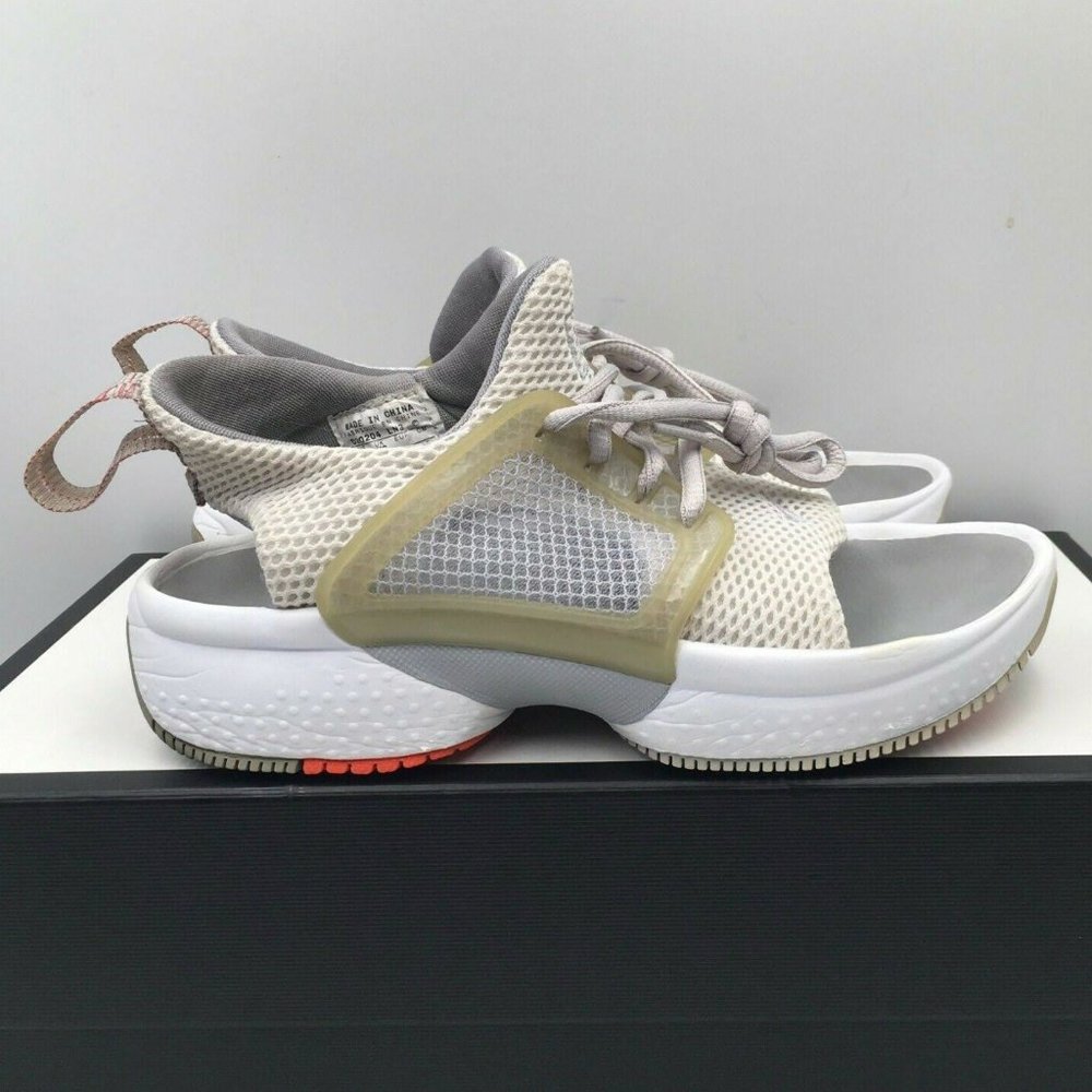 ISO -- LOOKING FOR THESE IN BLACK